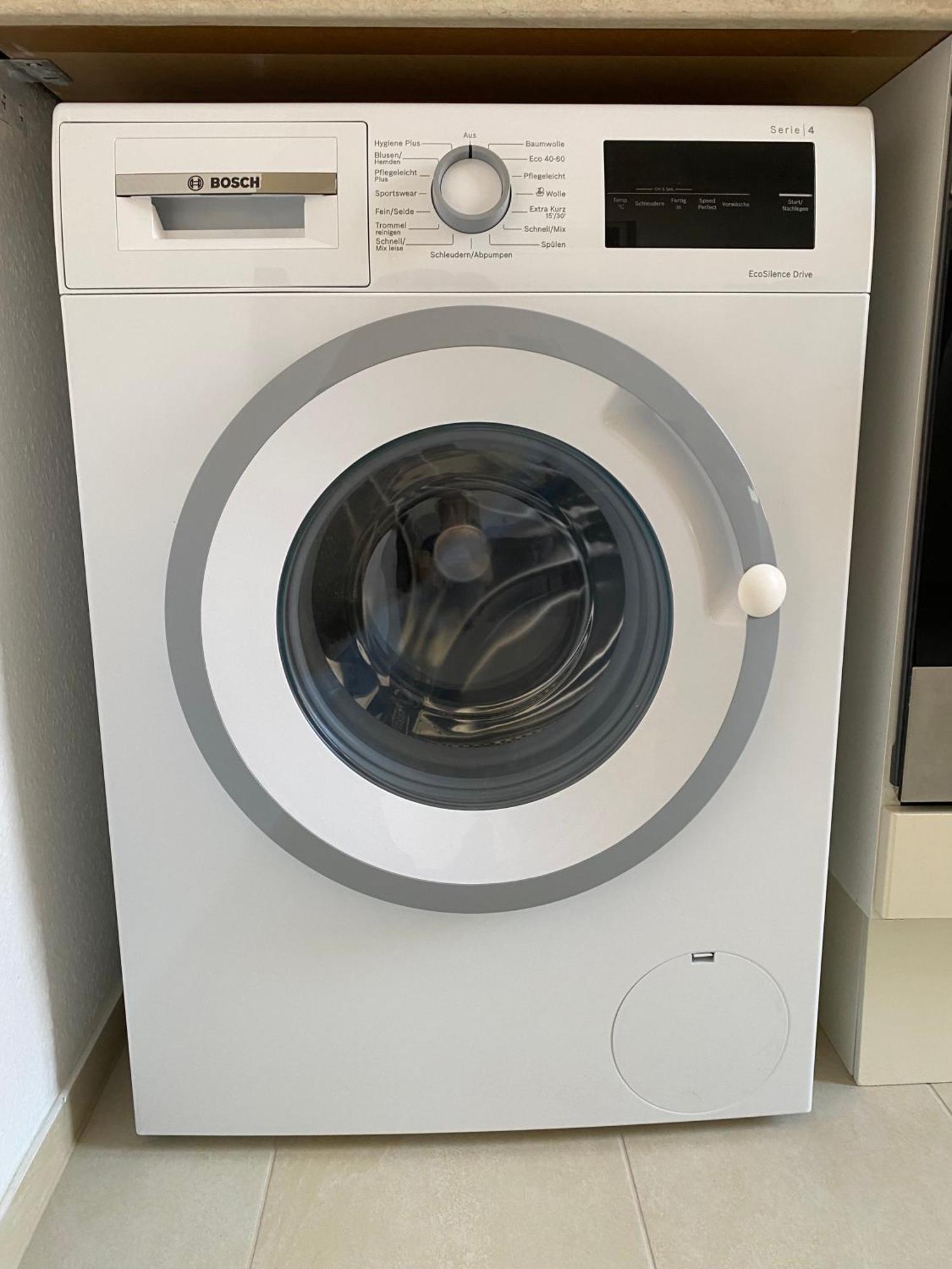 2 Rooms, Free Parking, 25 Min To Duesseldorf, 150 Mbps Wlan Duisburg Bagian luar foto